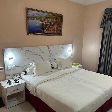 Hotel Fleur De Lys Almadies Dakar Exteriör bild