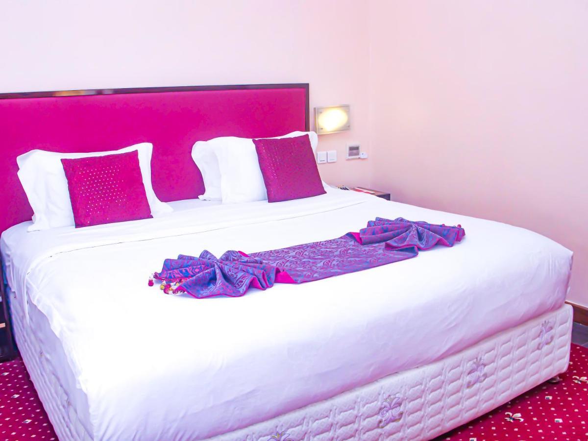 Hotel Fleur De Lys Almadies Dakar Exteriör bild