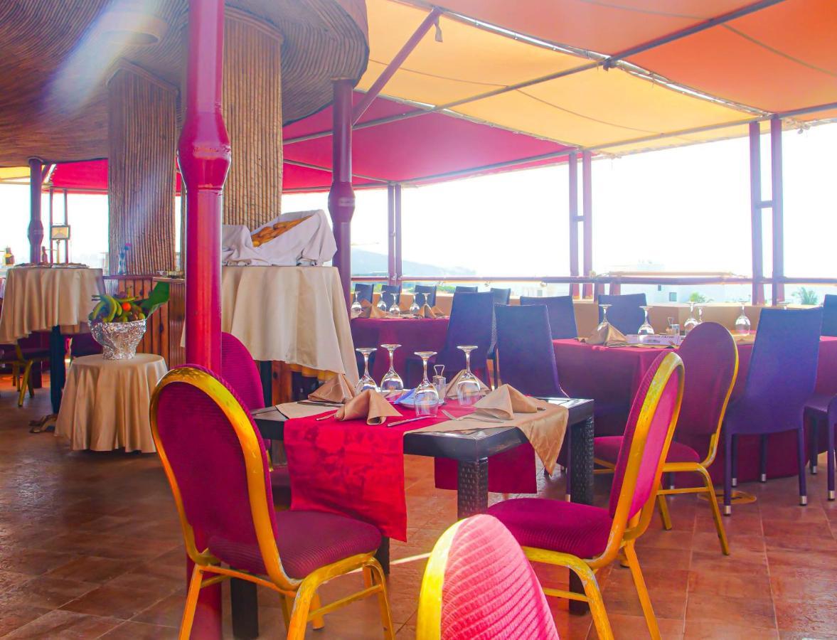 Hotel Fleur De Lys Almadies Dakar Exteriör bild