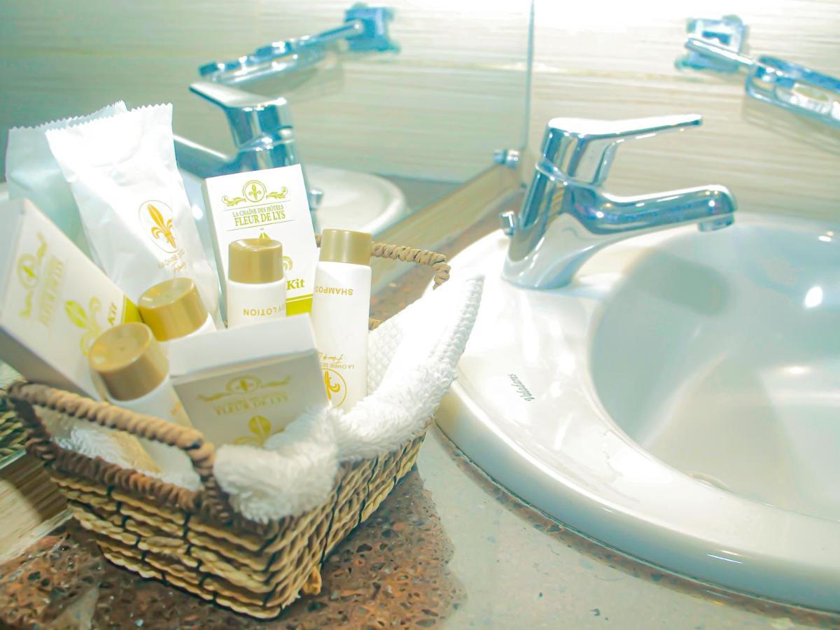 Hotel Fleur De Lys Almadies Dakar Exteriör bild