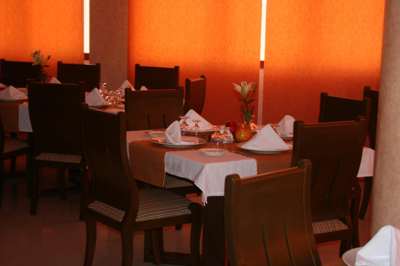 Hotel Fleur De Lys Almadies Dakar Exteriör bild
