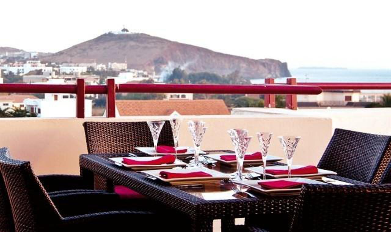 Hotel Fleur De Lys Almadies Dakar Exteriör bild